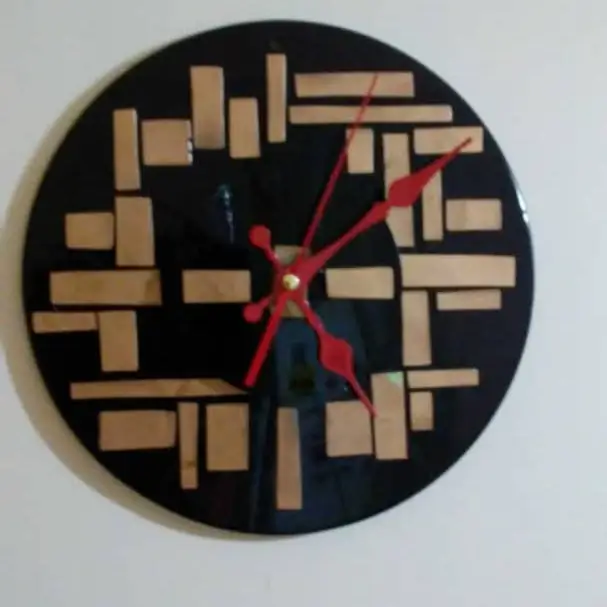 Reloje de pared y Fuente de Agua — imagen 4