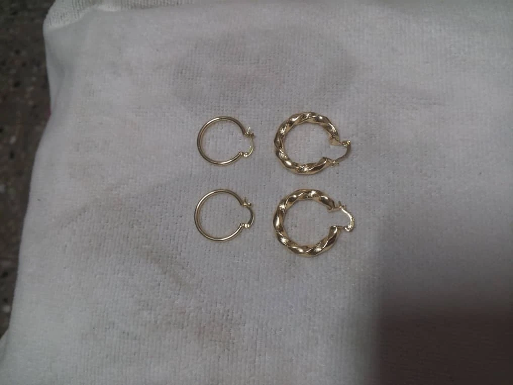 Argollas, aretes, dormilonas de oro laminado certificado CM's foto | el encanto |  BizneCubano